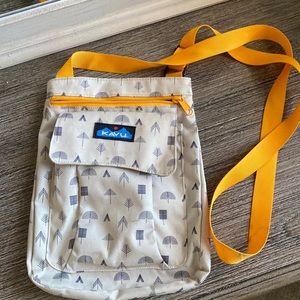 Kavu Crossbody